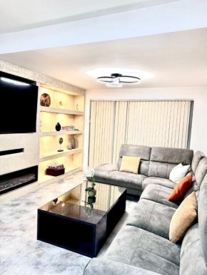 Deluxe Spacious King Size Room